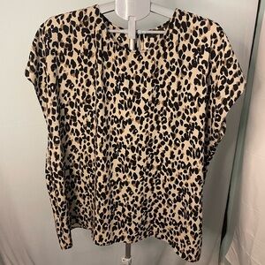 Halogen Short‎ sleeved leopard printed shirt size 2X